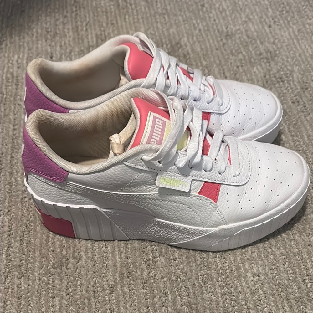Puma Women's White and Pink Sneakers